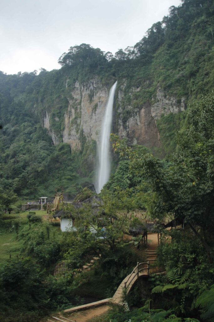 Curug Ngebul, Air Terjun Eksotis di Cianjur