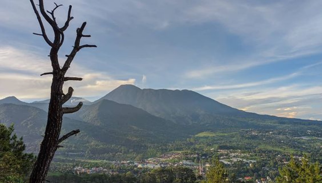 Pemandangan pagi di Bukit Cita-cita