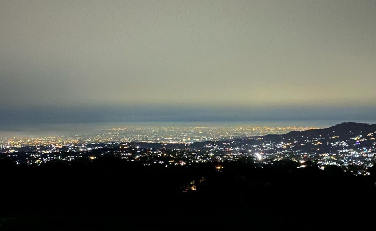 View city light dari Bukit Saung Geulis Joglo Bogor | Foto: bukitsaunggeulisjoglo