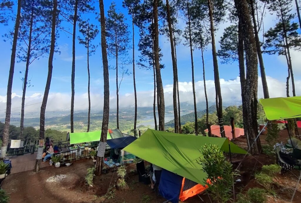 Bukit Bagarurung Kuningan