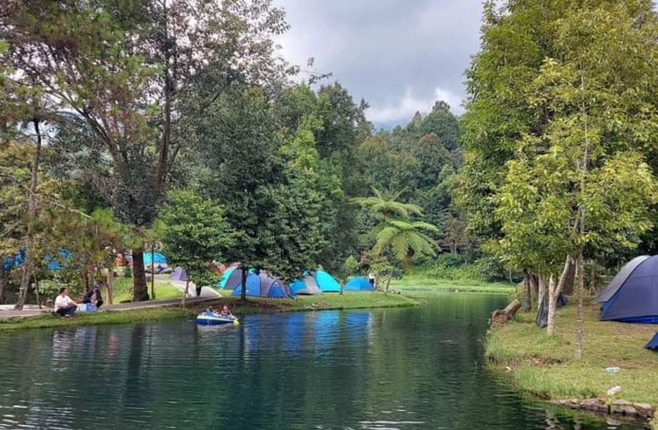 Camping di tepi danau Buper Mandalawangi Cibodas | Foto: Googlemaps/Uci Bukit golf