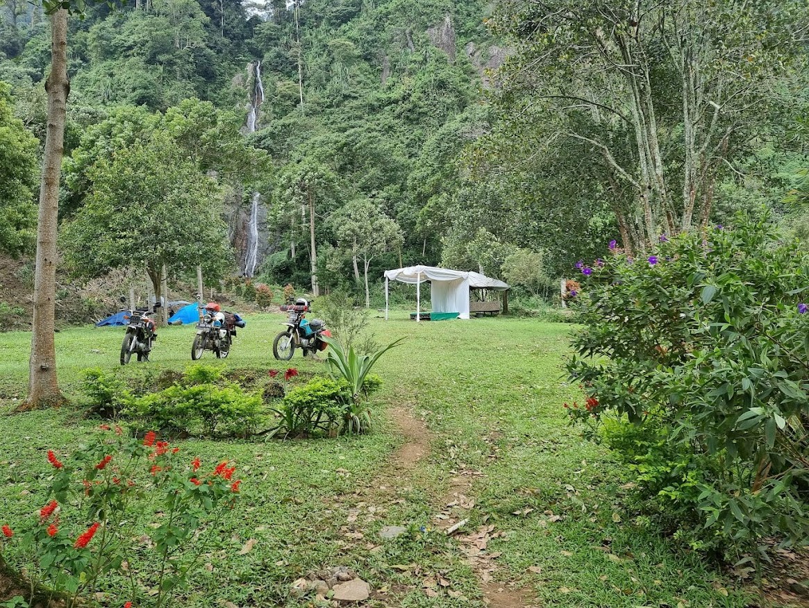 Curug Cibeureum Jonggol Bogor | Foto: Gmaps/Deden Kurniawan